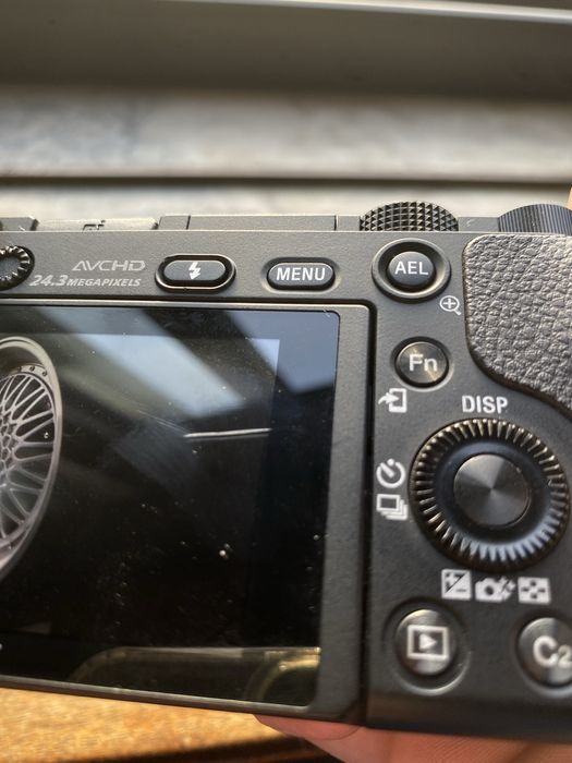 Sony Alpha A6000+Lente Kit(16-50)+3 baterias adicionais!