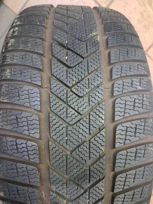 Opona 275/40R18 Pirelli SottoZero 3 275/40/18
