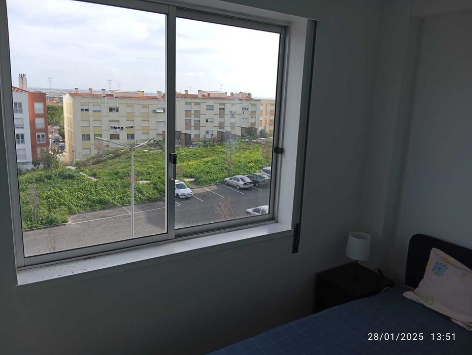Quarto em Vila Franca de Xira (POVOS)