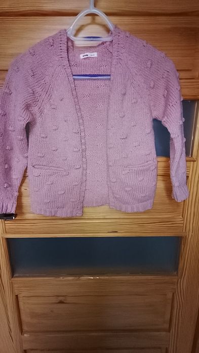 Ciepły rozpinany sweter 128
