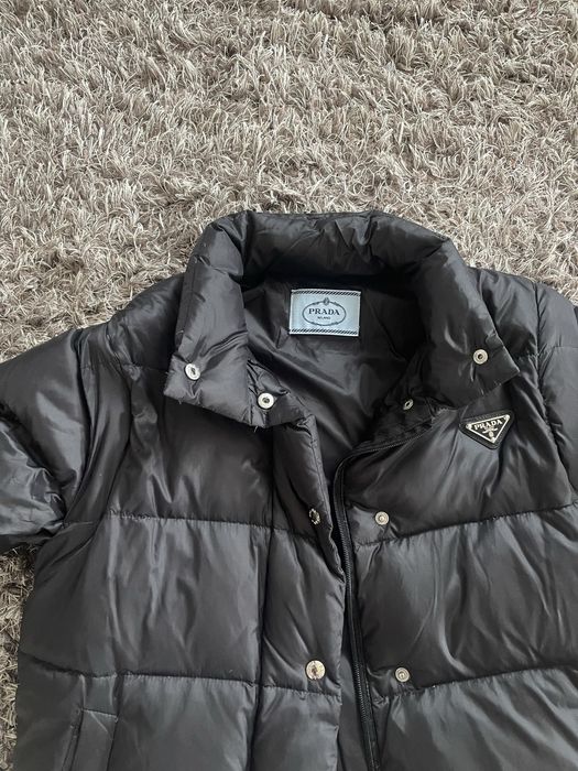 Пуховик куртка prada