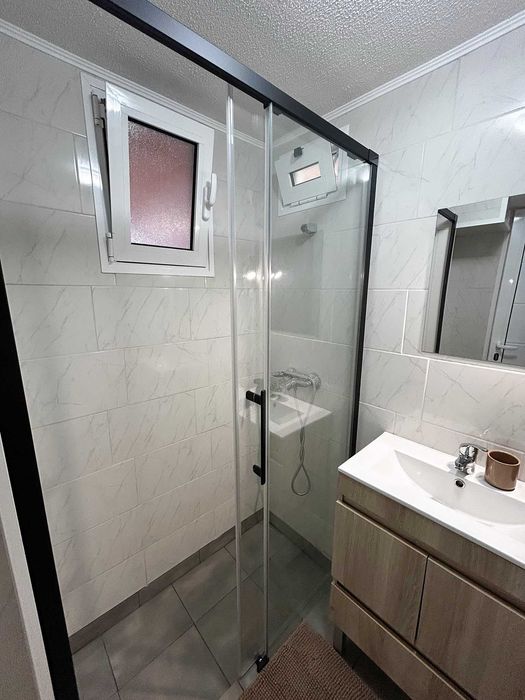 Moradia T1 independente com jardim, quintal, vista mar e estacionamento privado – Machico