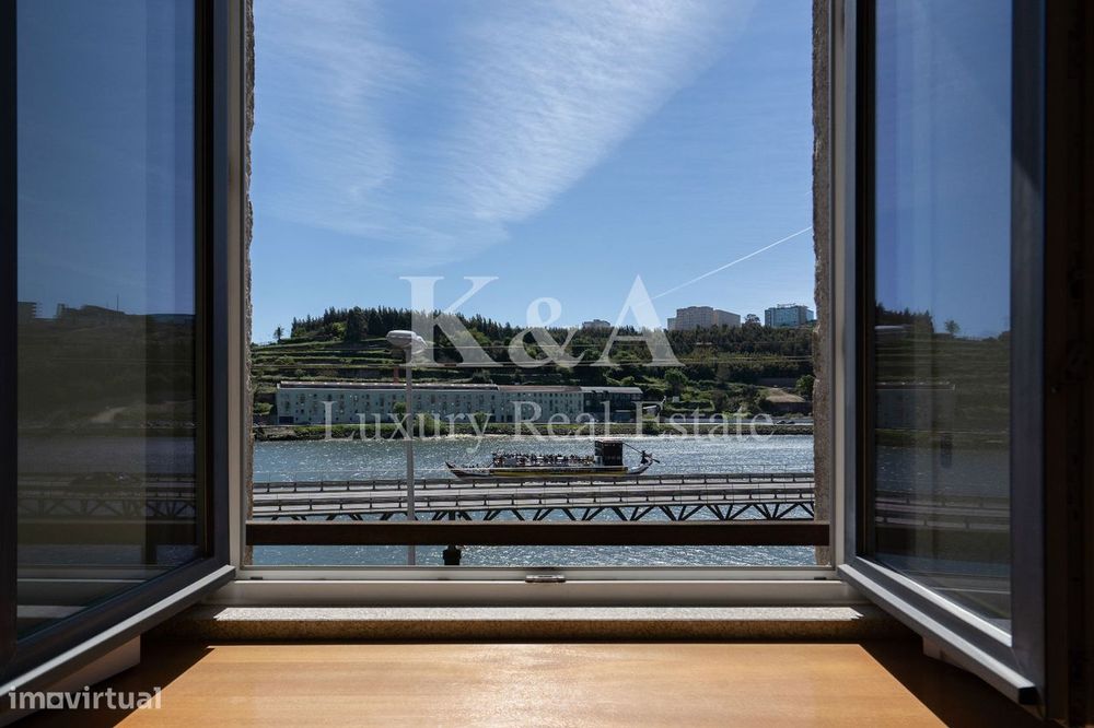 Apartment with Privileged View over the Douro River