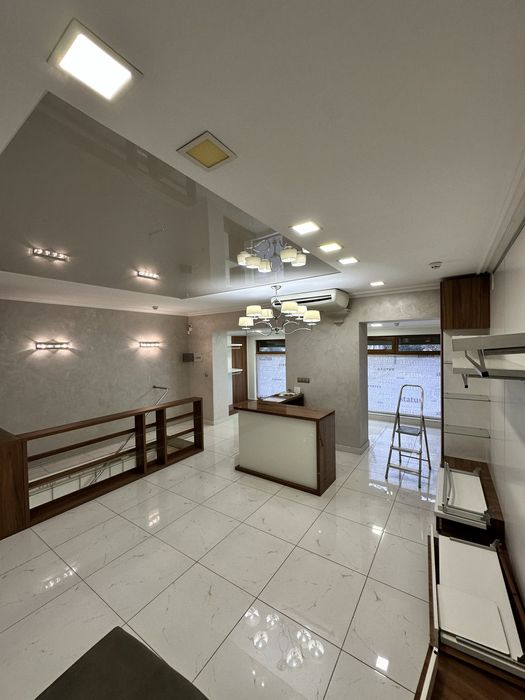 Комерційне приміщення 100 м²