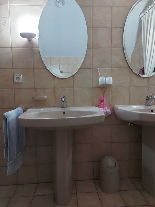 Loiça de casa de banho