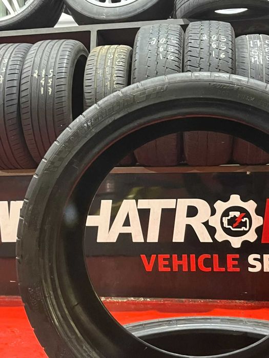 Pneu Michelin Pilot Super Sport - 285/30R19