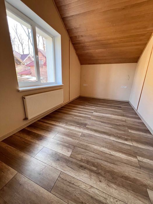 Будинок з ремонтом в Ірпені. Мінімальне оформлення