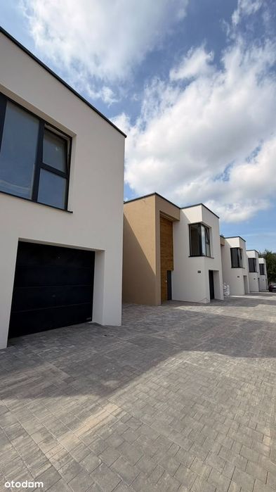 Nowe Mieszkanie 2 pokoje  z Ogródkiem 120m2 . Stan Deweloperski
