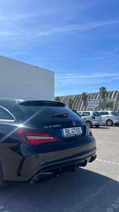 Mercedes-Benz CLA 220 d Shooting Brake AMG Line Aut.