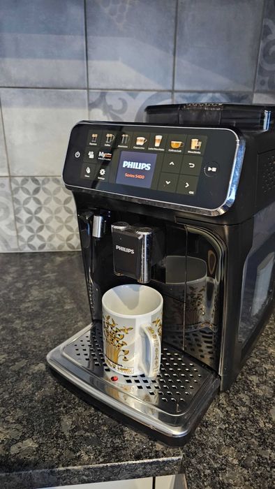 Ekspres Philips LatteGo EP5441/50 + gratis