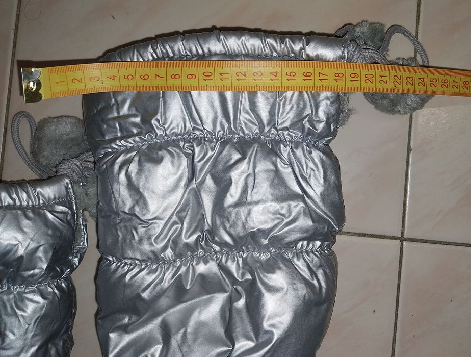 Сапоги серебристые дутики