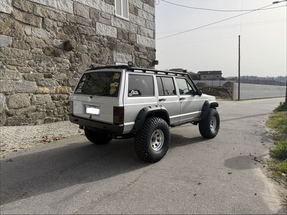 Jeep cherokee XJ 4.0 unico