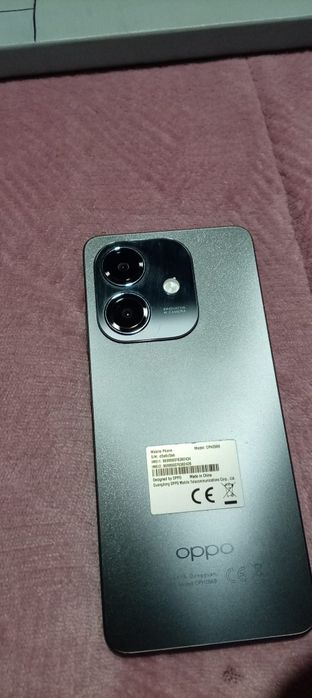 Oppo A40  128GB  6Ram