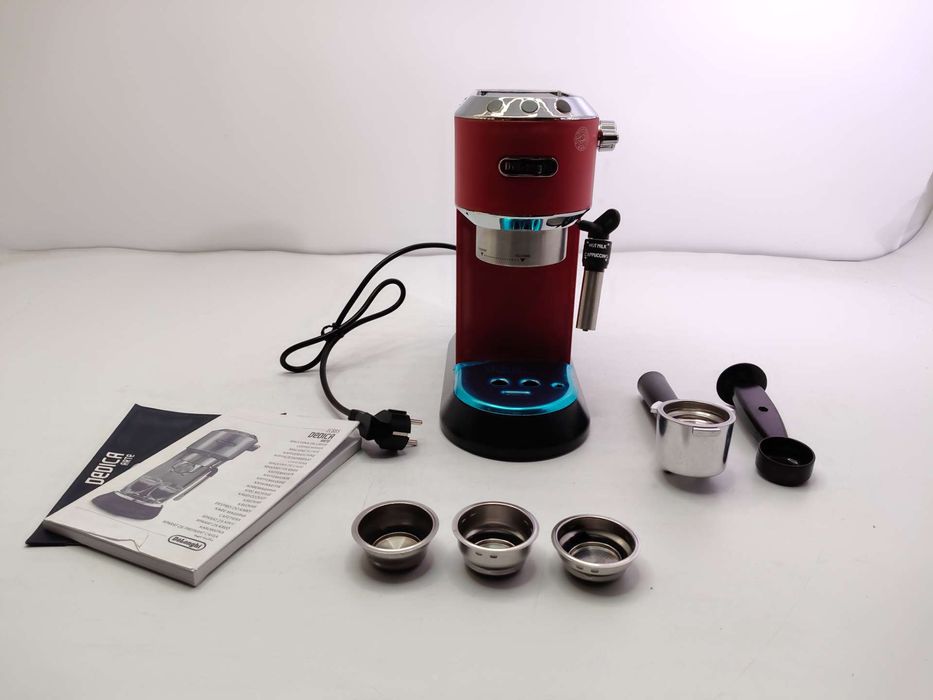 Kolbowy ekspres ciśnieniowy De'Longhi Dedica Style 1350 W czerwony