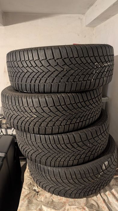 Opony zimowe Premium Bridgestone Blizzak 215/60/R16