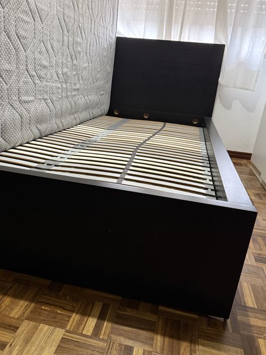 Cama de Casal (Ler anuncio)