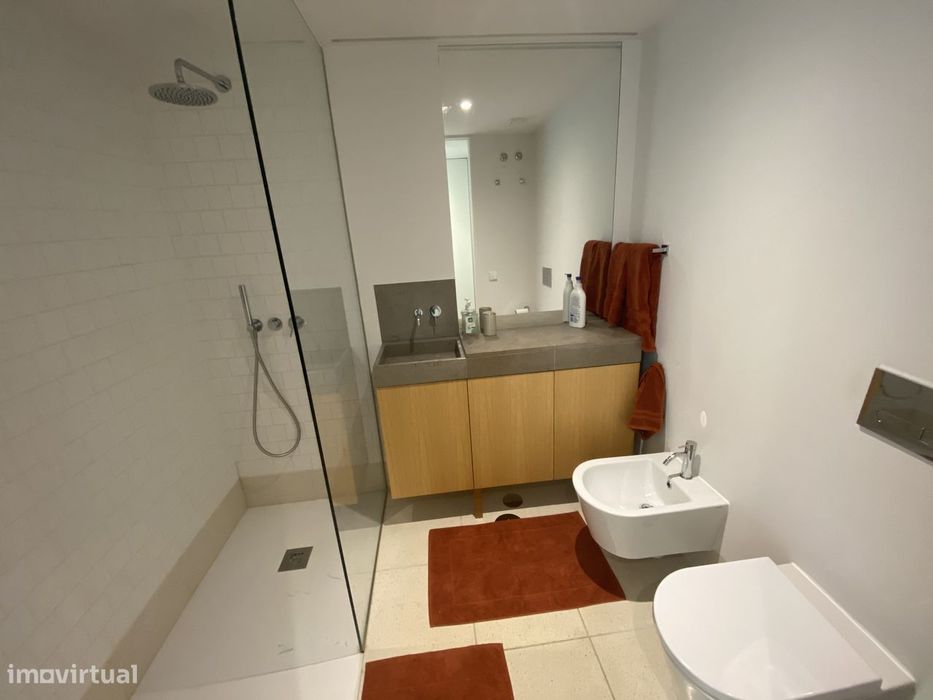 Apartamento T2+1 Totalmente mobilado e equipado com palamenta