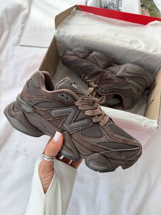 New Balance 9060 Chocolate жіночі кросівки ню беланс 9060