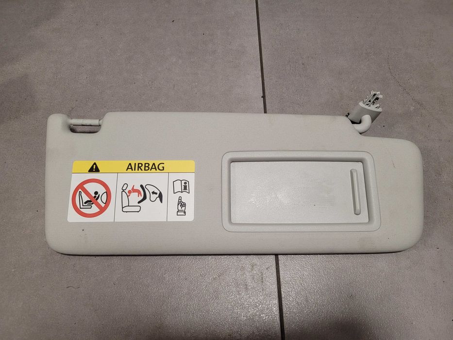 Daszek prawy osłona przeciwsłoneczna prawa od pasażera Skoda RAPID