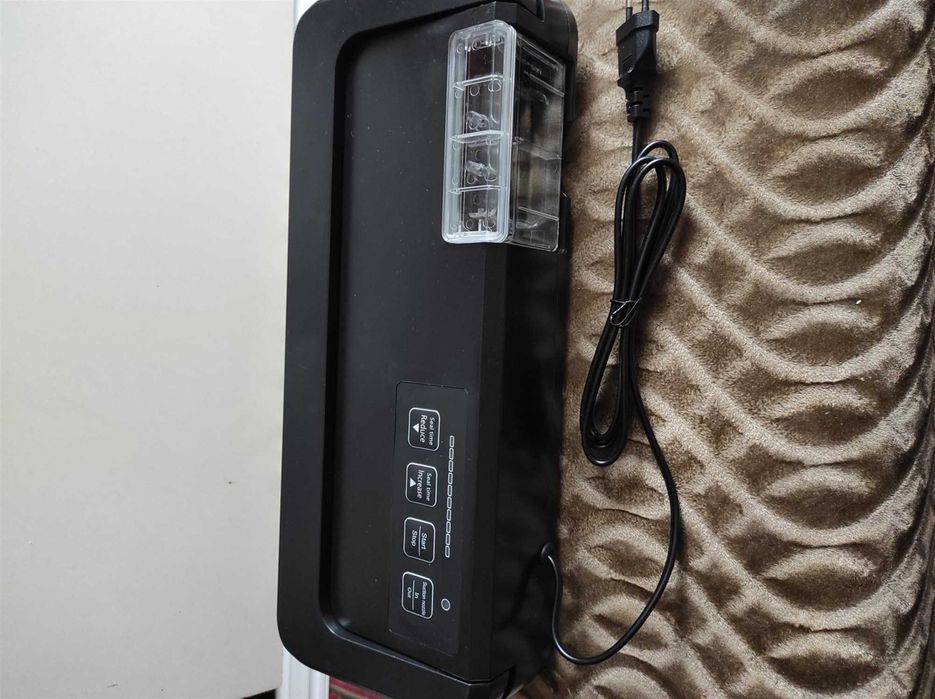 Упаковщик еды Вакууматор Р-290 домашній вакууматор