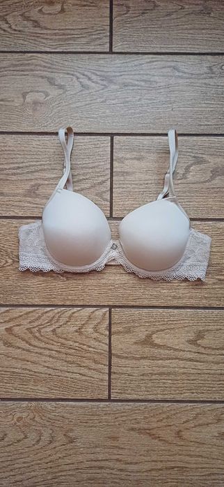 Beżowy# cielisty biustonosz Mey Allura r. 80 A