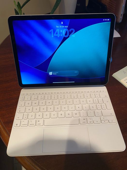 iPad Air 11″ M3 256 GB Azul + Magic Keyboard Original PT