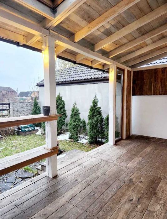 Без комісії, таун 123м², три кімнати, камін, тераса, три сотки