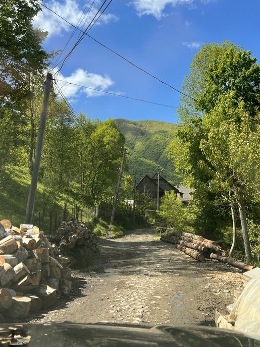 Продається ділянка  з виходом  до річки у с. Негровець