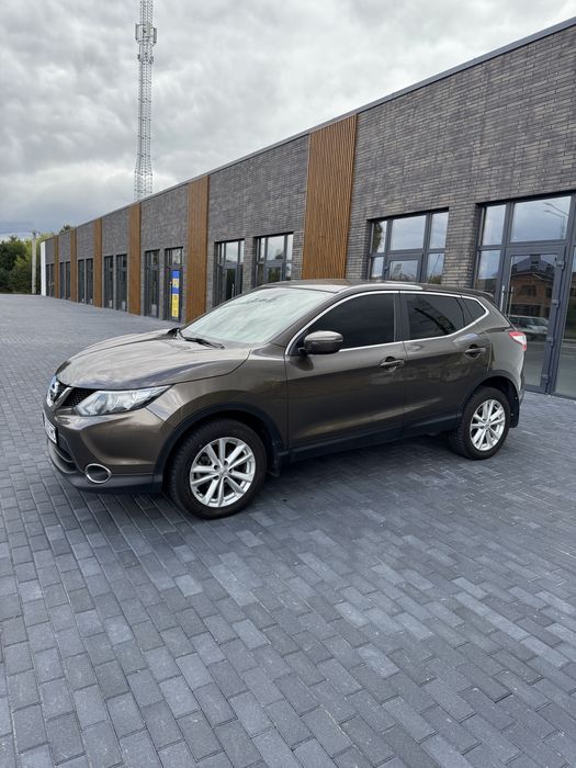 Nissan qashqai.