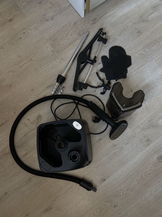 Parownica do ubrań SteamOne H18B – stan jak nowy