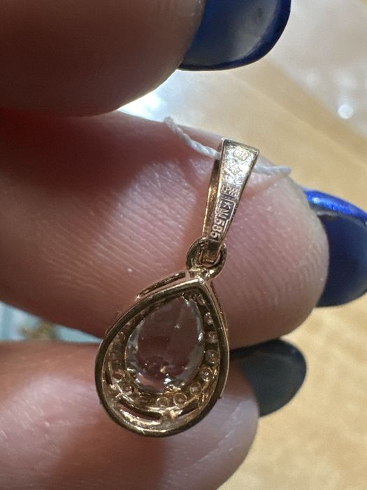 Підвіска капля з топазом 0.4ct 0.68- золото 585 проба