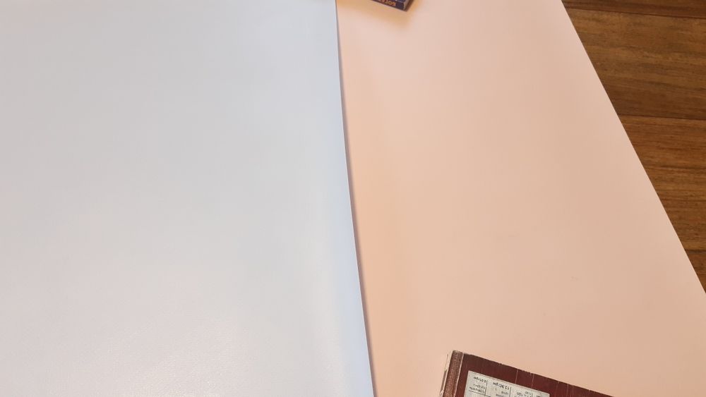 Фотофони 121×101см (беж) та 51х51 см (блакитний)