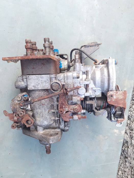 Pompa wtryskową  BOSCH VW
