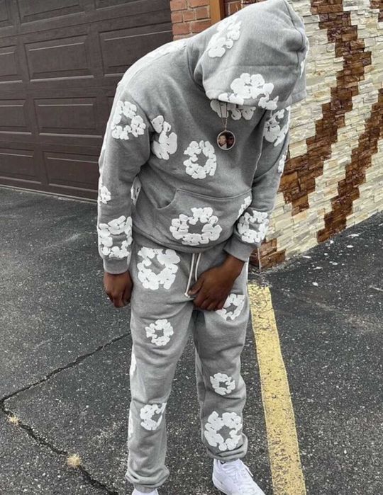 Fato de treino, novo modelo preto.