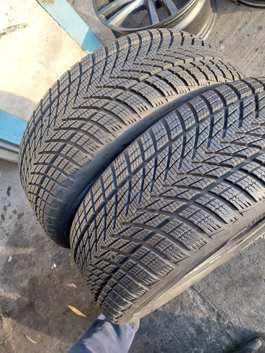 215.55.17 Zimowe Goodyear super stan montaż