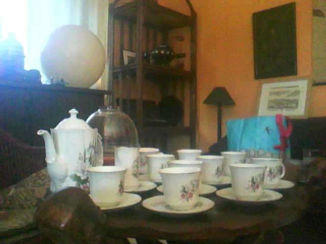 Serviços de chá e café /oferta 1 toalha