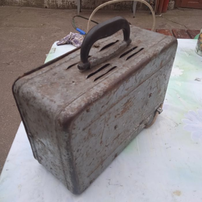 Трансформаторное зарядное устройство.