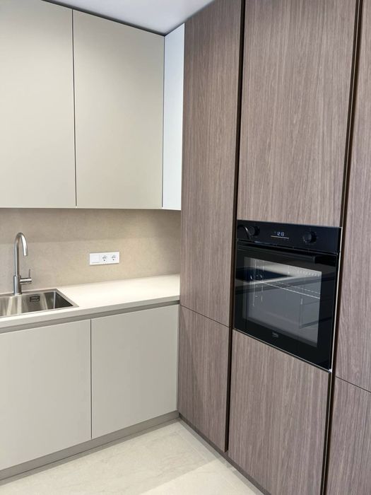 Однокімнатна SATIN apartment квартира біля Центрального парку в ЖК Нові метри П27 з газом