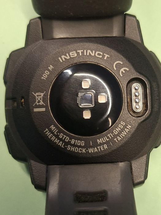 Garmin Instinct usado