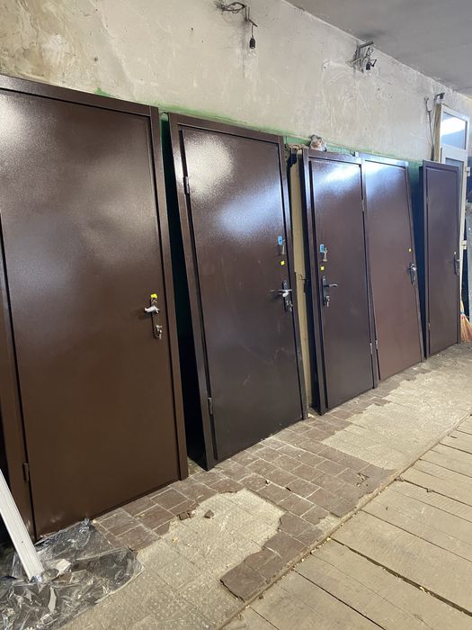 Вхідні двери б/у та нові