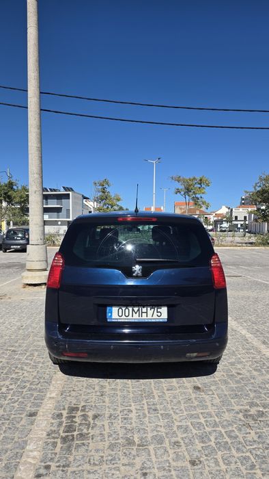 Peugeot 5008 1.6 HDi - Caixa automática foto 4