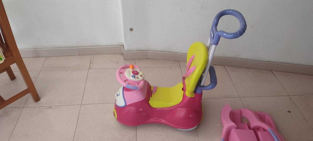 Moto 4 em 1 de Chicco