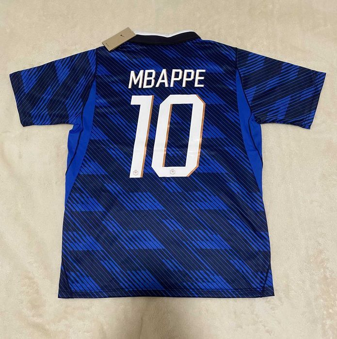 Equipamento Principal França - Mbappe - 10
