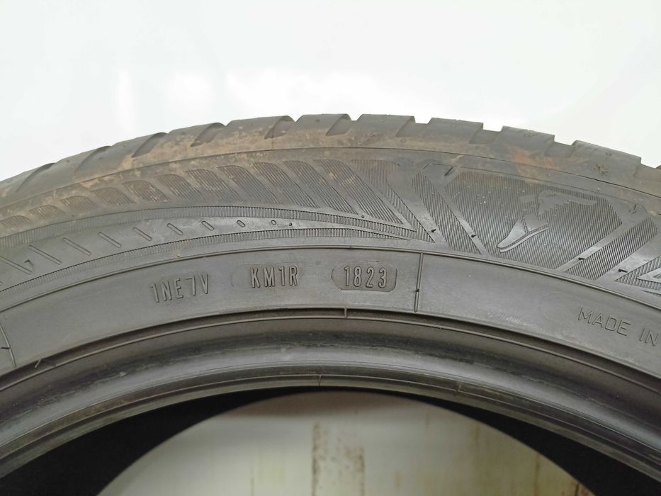 Goodyear Vector4Season 275/45/20 2023r. 110W 7,8mm (1398)