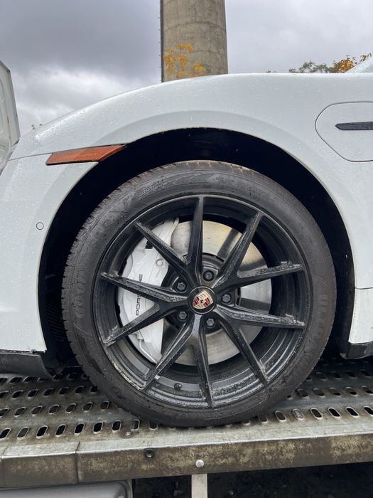 Розборка Porsche Taycan 4S