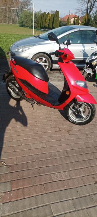 Skuter Suzuki Estilete Katana 50
