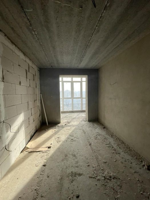 Продам 2ком. 77.8м2. + кладовка 4м2. ЖК Атлант ул. Антоновича,36