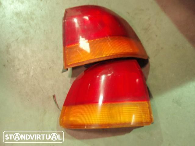 farolim traseiro ilharga  - Honda civic mk6 1.6vti  ( 1997 )