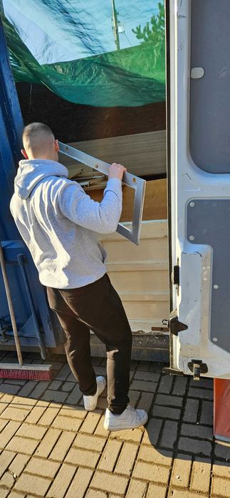 Przeprowadzki, transport mebli i AGD - Poznań - od 250 zł