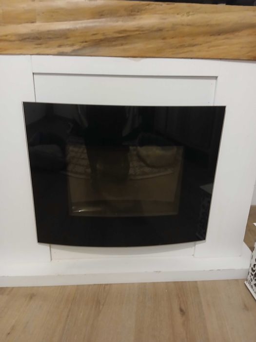 Vende-se lareira elétrica muito pouco usada